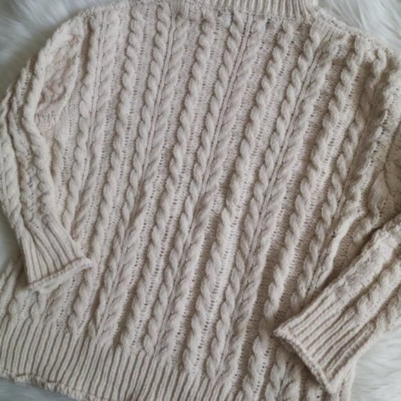 NWT Lulu's Beige Cable Knit Oversized Chunky Turtleneck Sweater Size XS - Picture 8 of 11